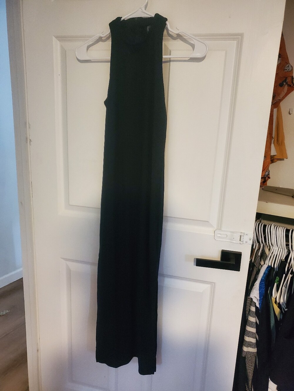 Forever 21 Black Sleeveless Maxi Dress